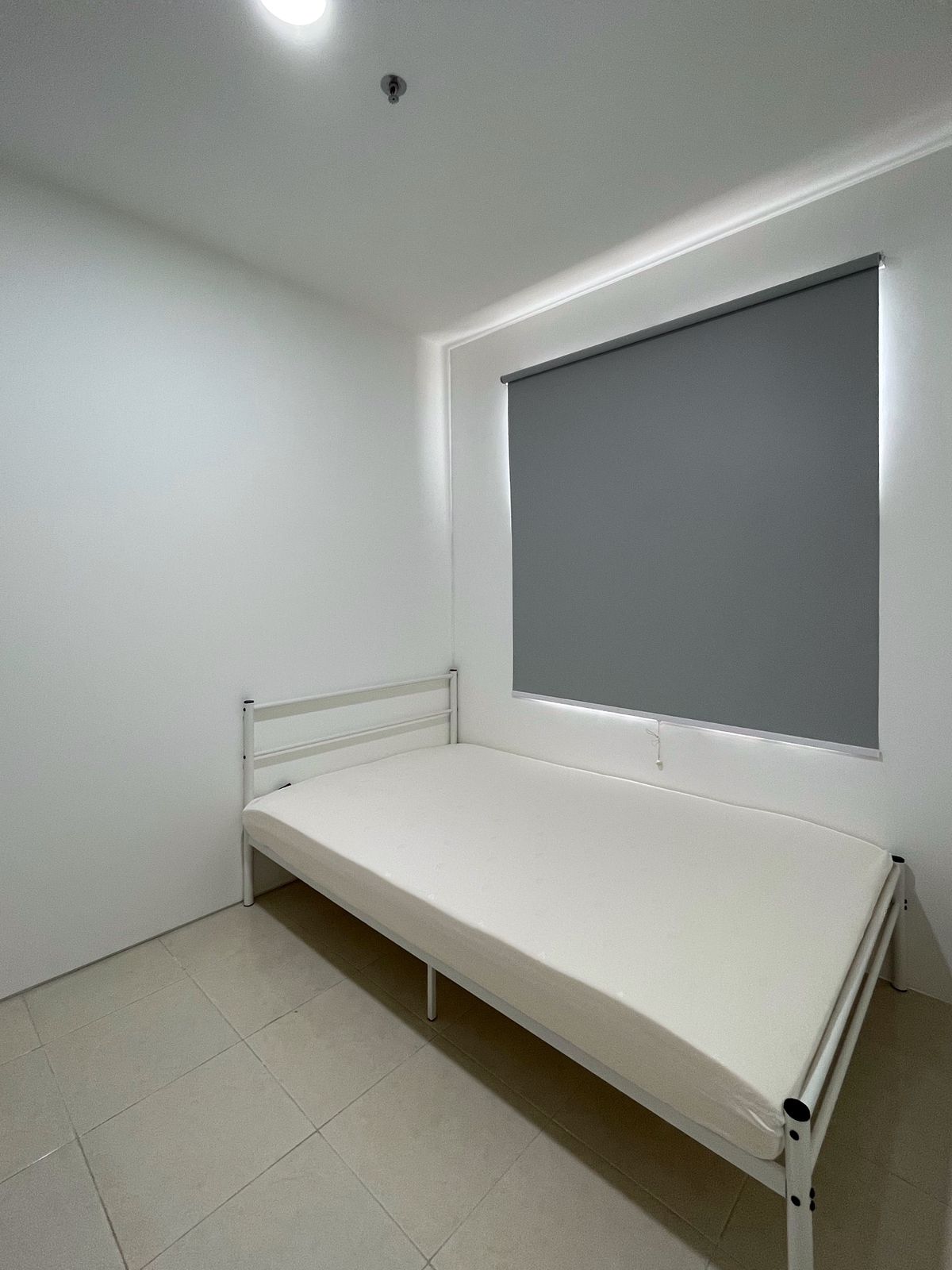 Jual apartemen modern baru full furnished di Casablanca Mansion