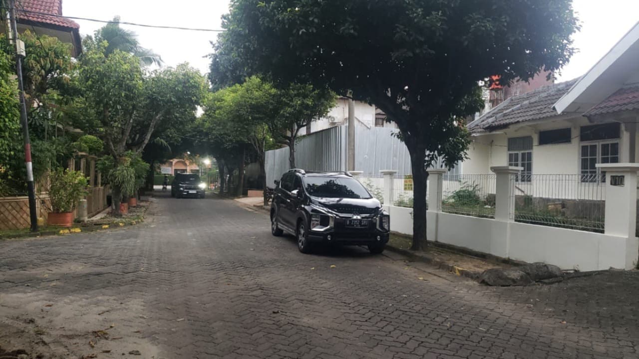 Dijual Cepat Turun Harga Rumah di Jl Pratama 4, Kemang Pratama 1