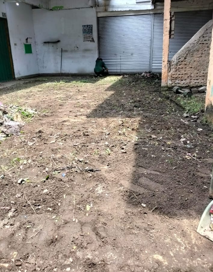 Rumah ex material pinggir jalan raya Kalimulya Depok