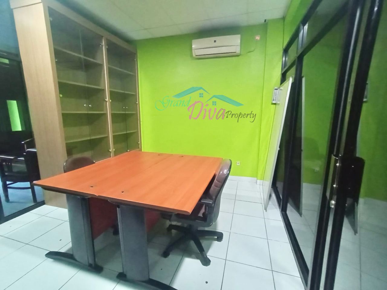 RUKO BAGUS LOKASI STRATEGIS DI MALAKA COUNTRY JAKARTA TIMUR