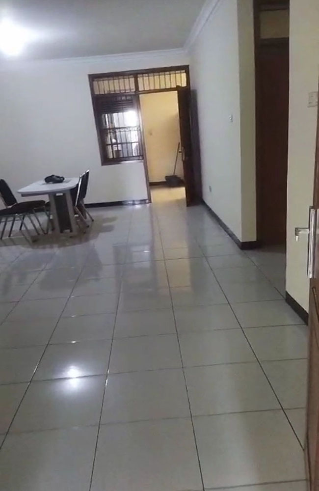 Rumah 3 Kamar Tidur 2 Kamar Mandi Carport di Antapani Bandung