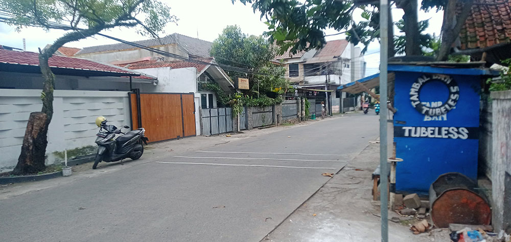 Rumah 3 Kamar Tidur 1 Kamar Mandi Carport Di Antapani Bandung