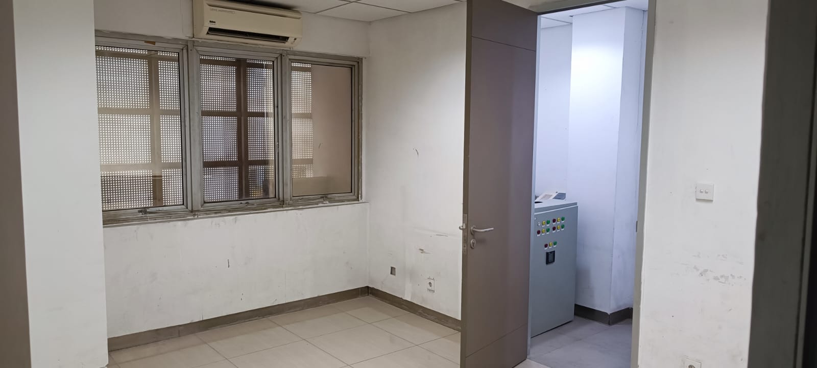 Jual ruko prime area dan strategis di Boulevard Barat LC6, Jakut