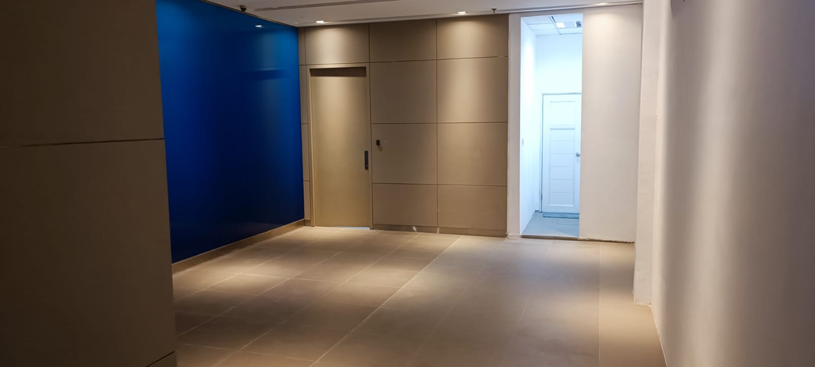 Jual ruko prime area dan strategis di Boulevard Barat LC6, Jakut