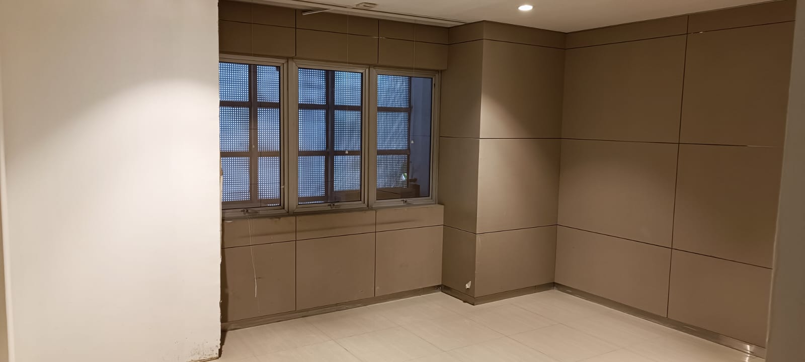 Jual ruko prime area dan strategis di Boulevard Barat LC6, Jakut