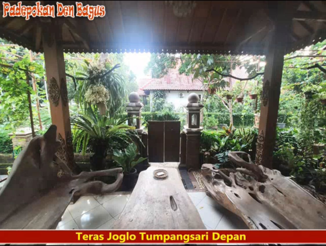 DIJUAL RUMAH ANTIK FULL KAYU JATI DI JATIBENING BEKASI