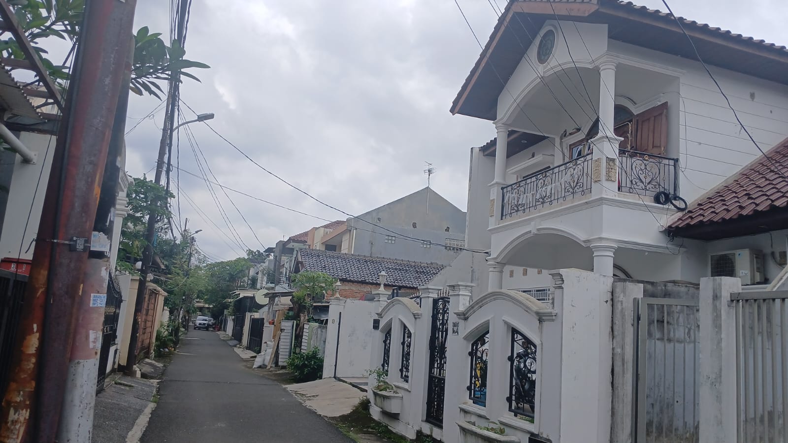 Sewa rumah bisa untuk kantor di Kebayoran Baru, Jak Sel