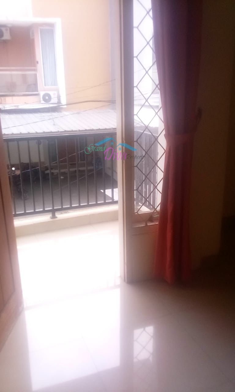 RUMAH DI PERUM JATIBENING BARU PONDOKGEDE BEKASI