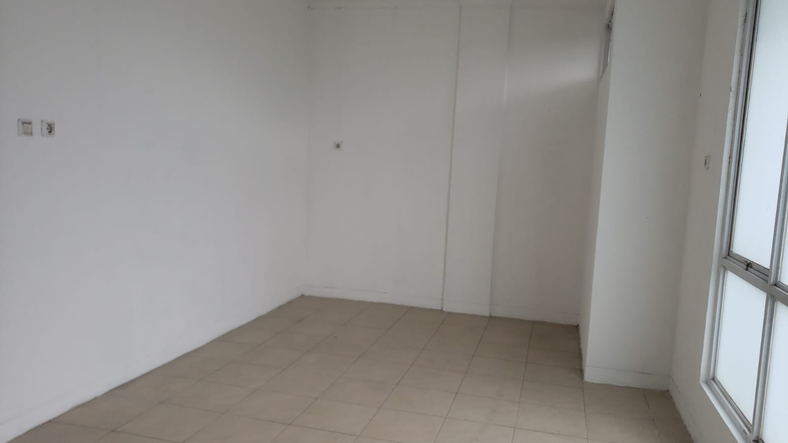 Disewakan Ruko Cemara di Harapan Indah Bekasi