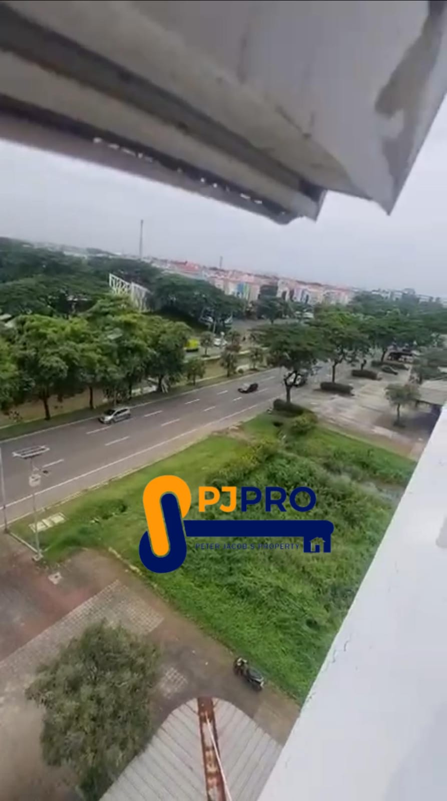 Dijual Ruko Posisi Hook Bagus Strategis di Mega Boulevard Bekasi