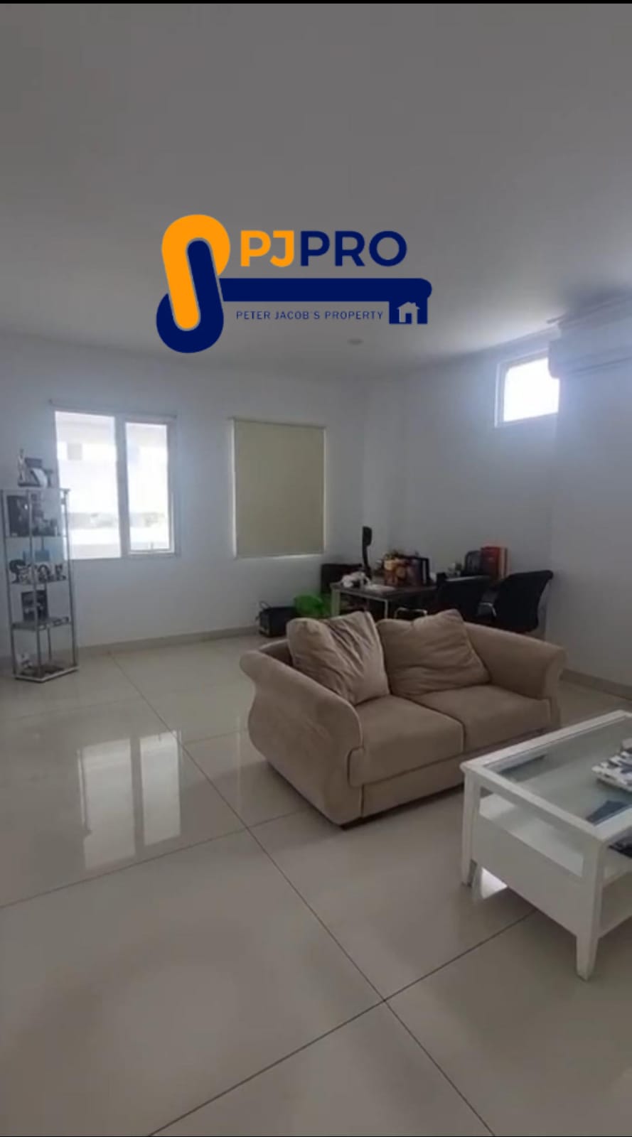 Dijual Ruko Posisi Hook Bagus Strategis di Mega Boulevard Bekasi