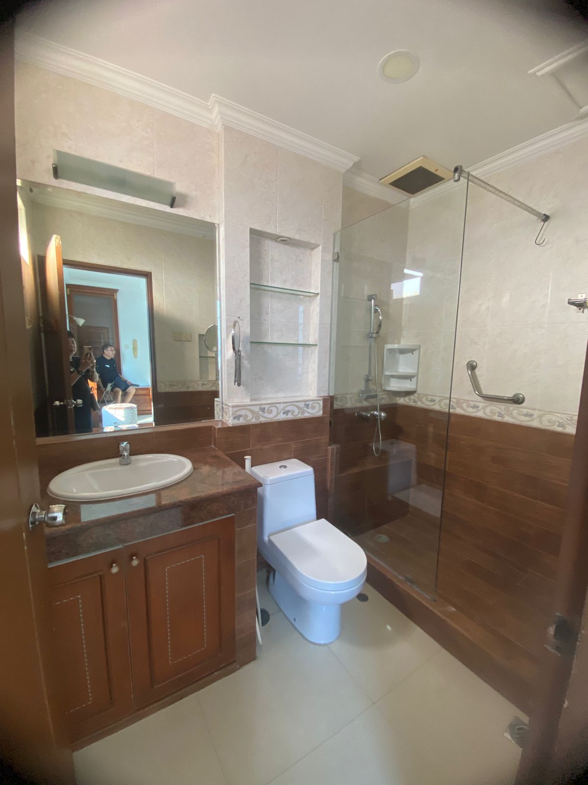 Sewa 2 joint spesial unit Apt Mangga Dua Court