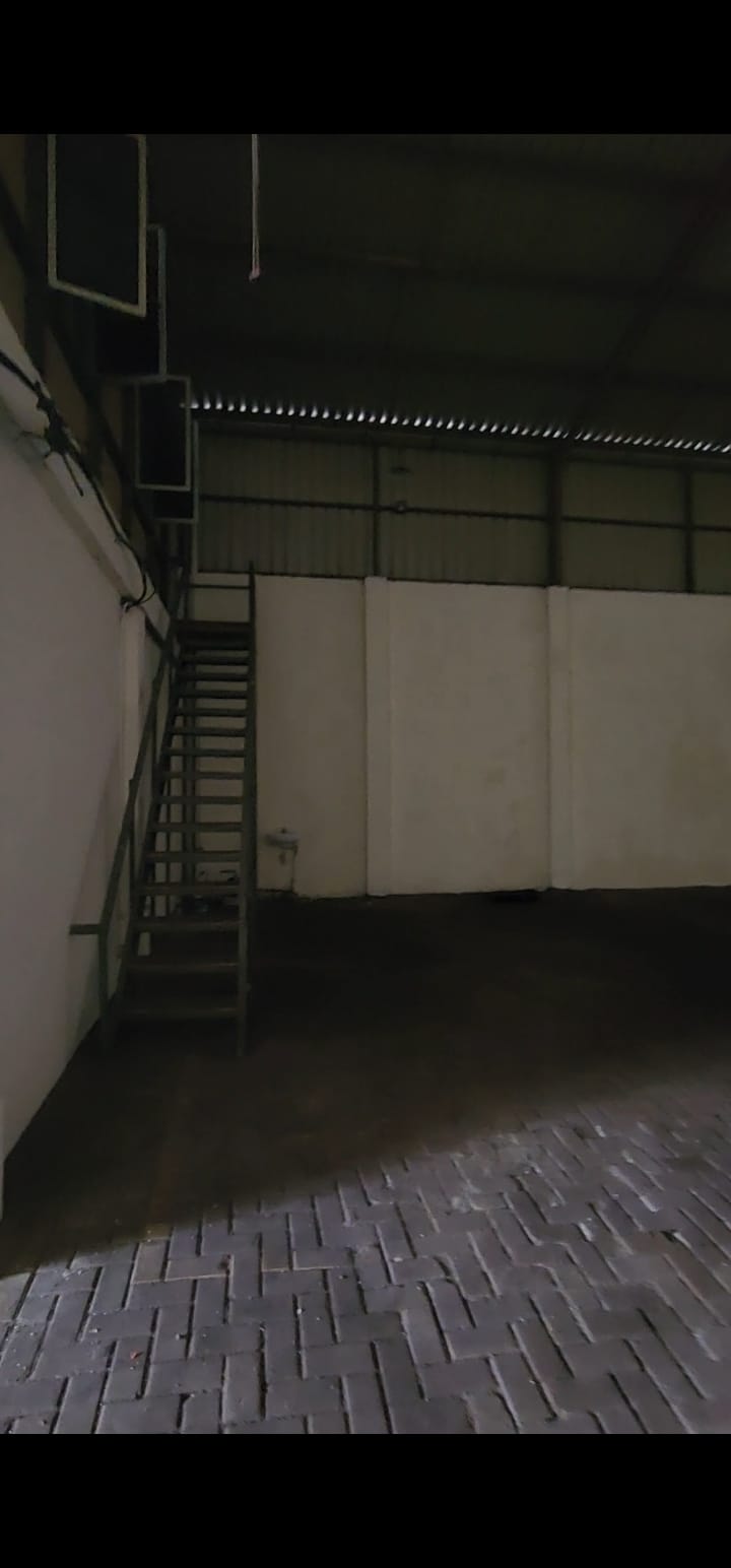 Sewa gudang siap pakai di Tegal Alur, Kalideres, Jakarta Barat