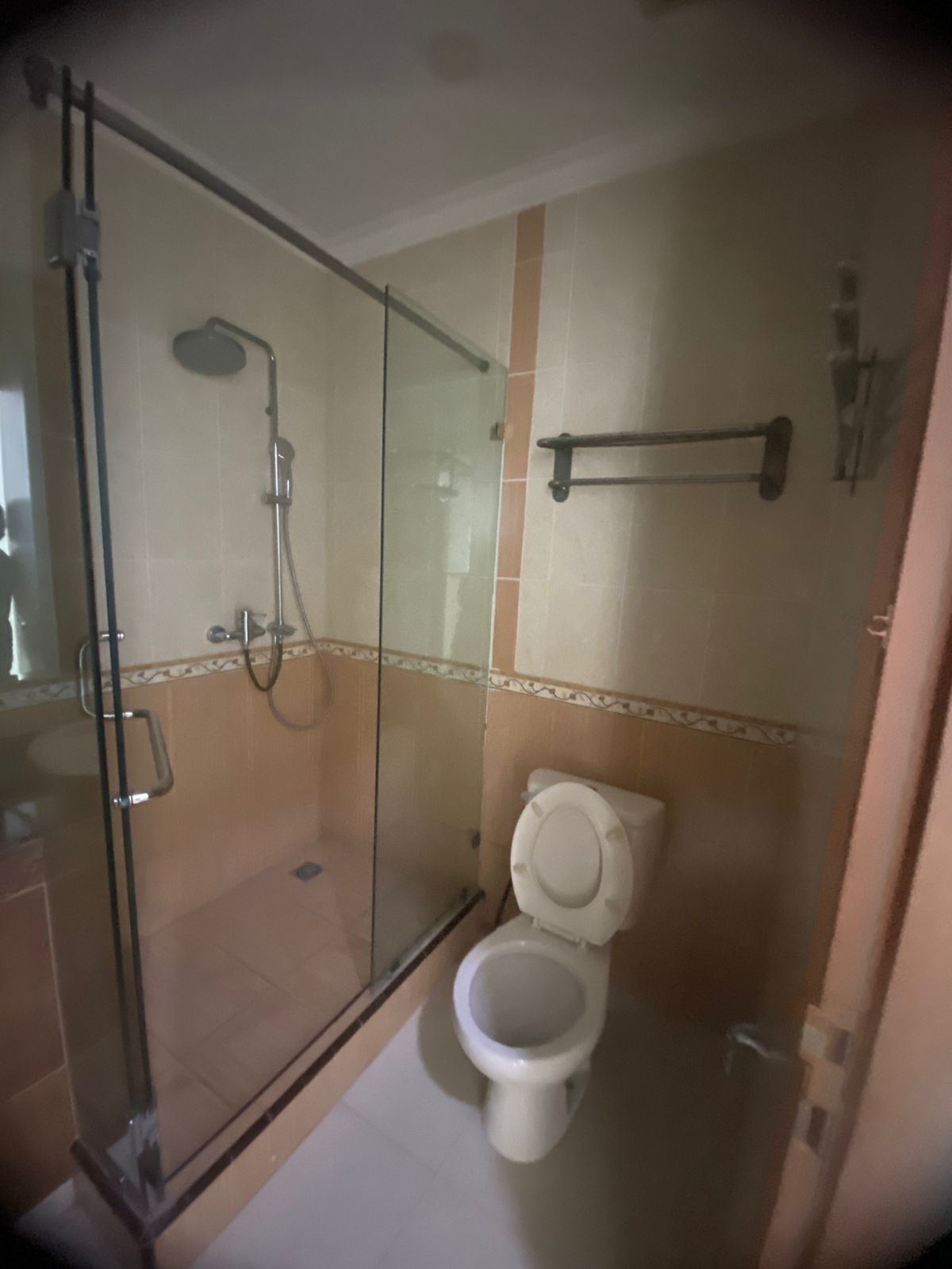 Sewa 2 joint spesial unit Apt Mangga Dua Court