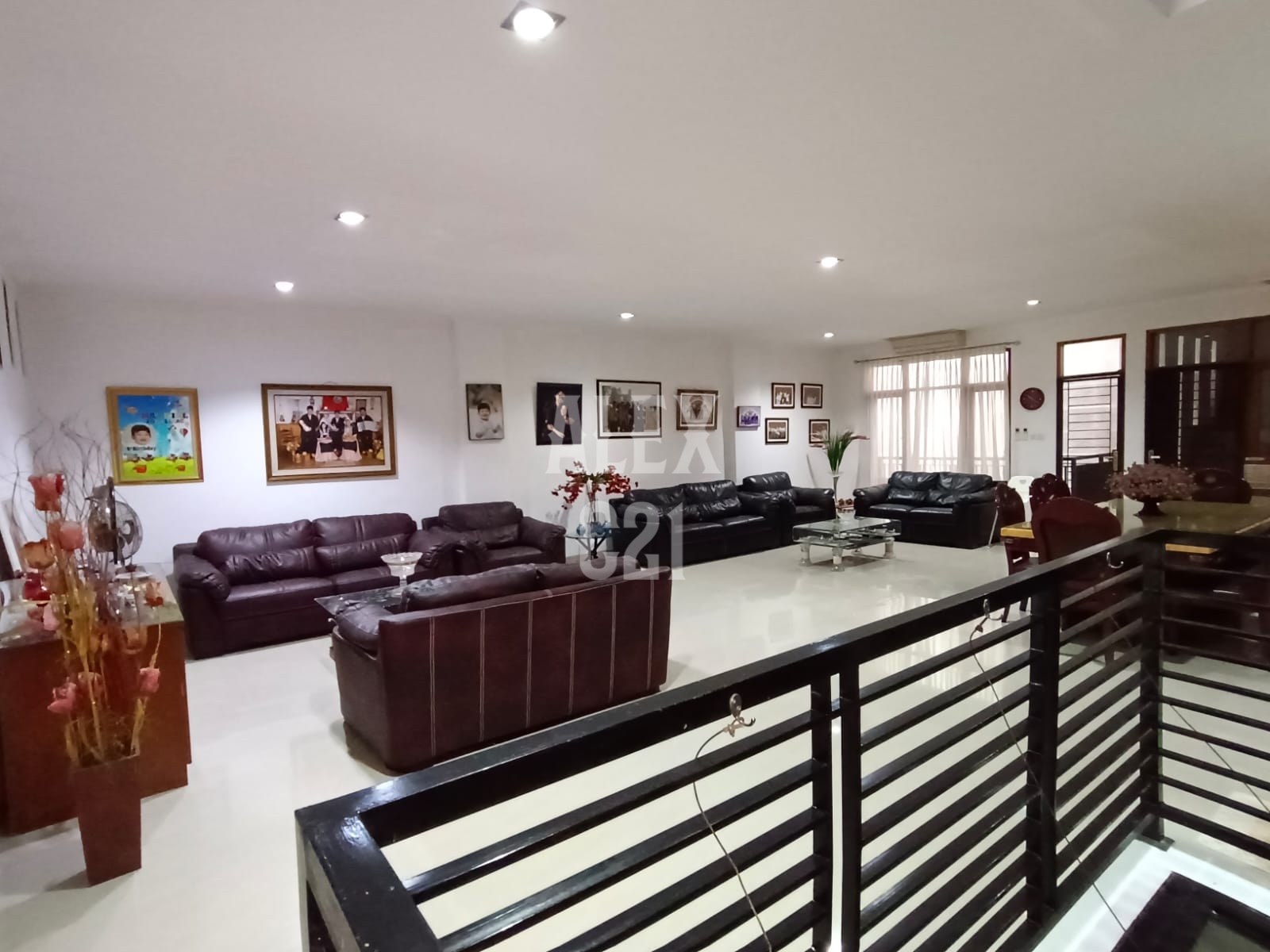 Jual bu sewa rumah mewah komplek di Palmerah,  Jakarta Pusat