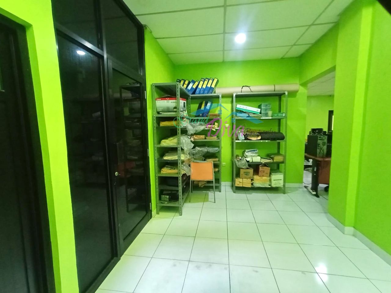 RUKO LOKASI STRATEGIS dan SUDAH SHM DI MALAKA COUNTRY JAKARTA