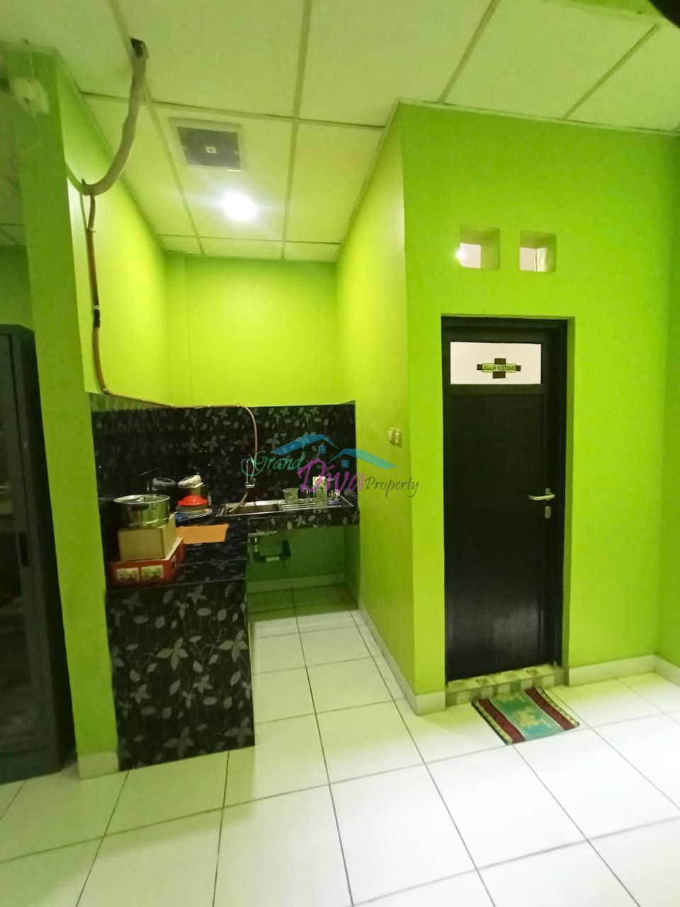 RUKO LOKASI STRATEGIS dan SUDAH SHM DI MALAKA COUNTRY JAKARTA