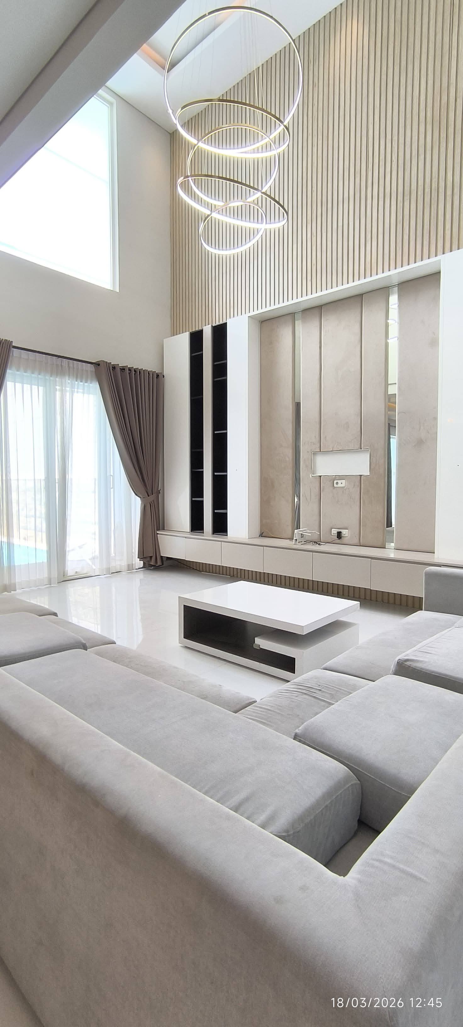 SEWA RUMAH SOMERSET, CITRALAND minimalis, fullfurnish