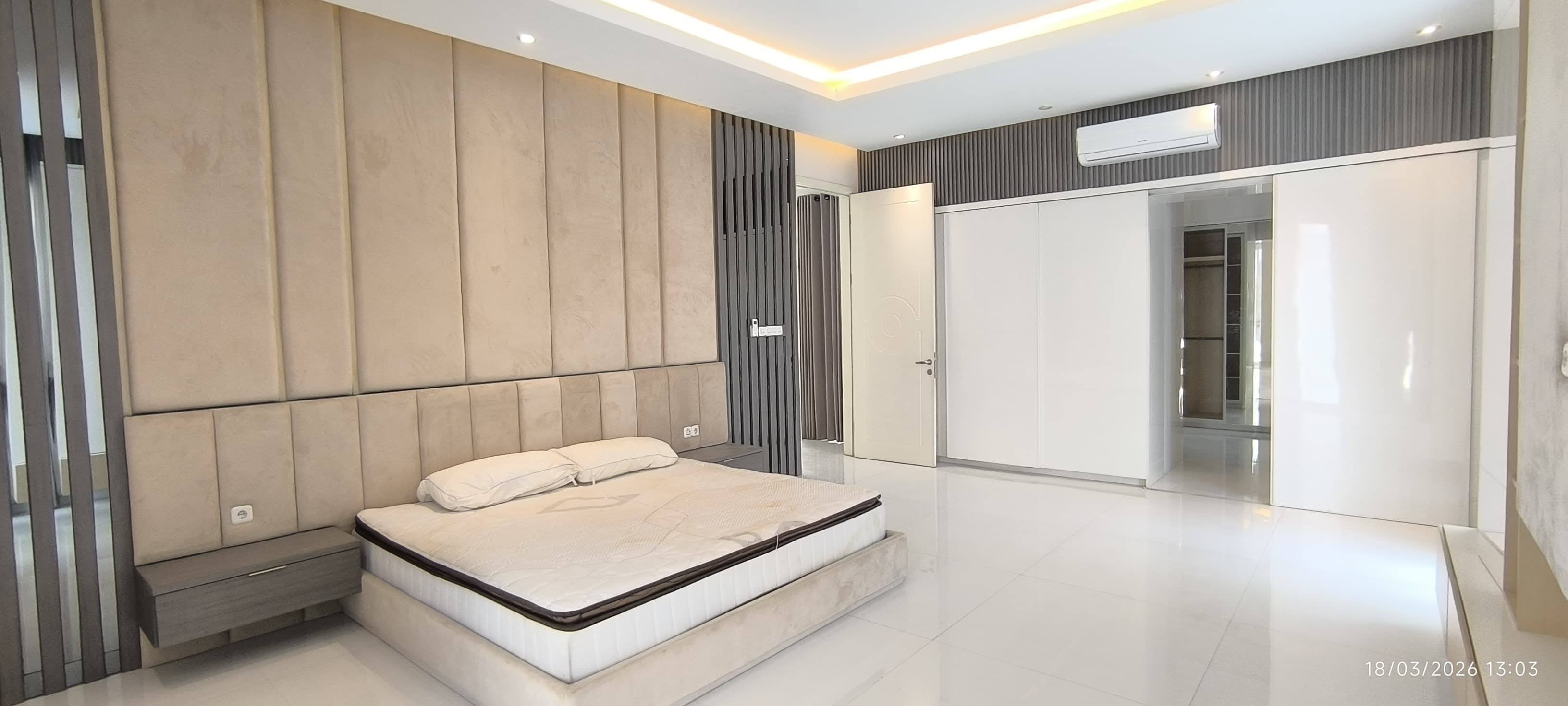 SEWA RUMAH SOMERSET, CITRALAND minimalis, fullfurnish