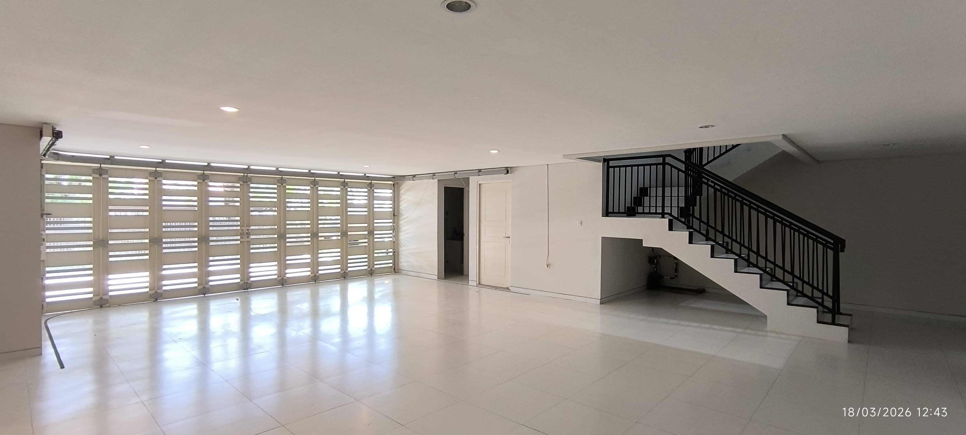 SEWA RUMAH SOMERSET, CITRALAND minimalis, fullfurnish