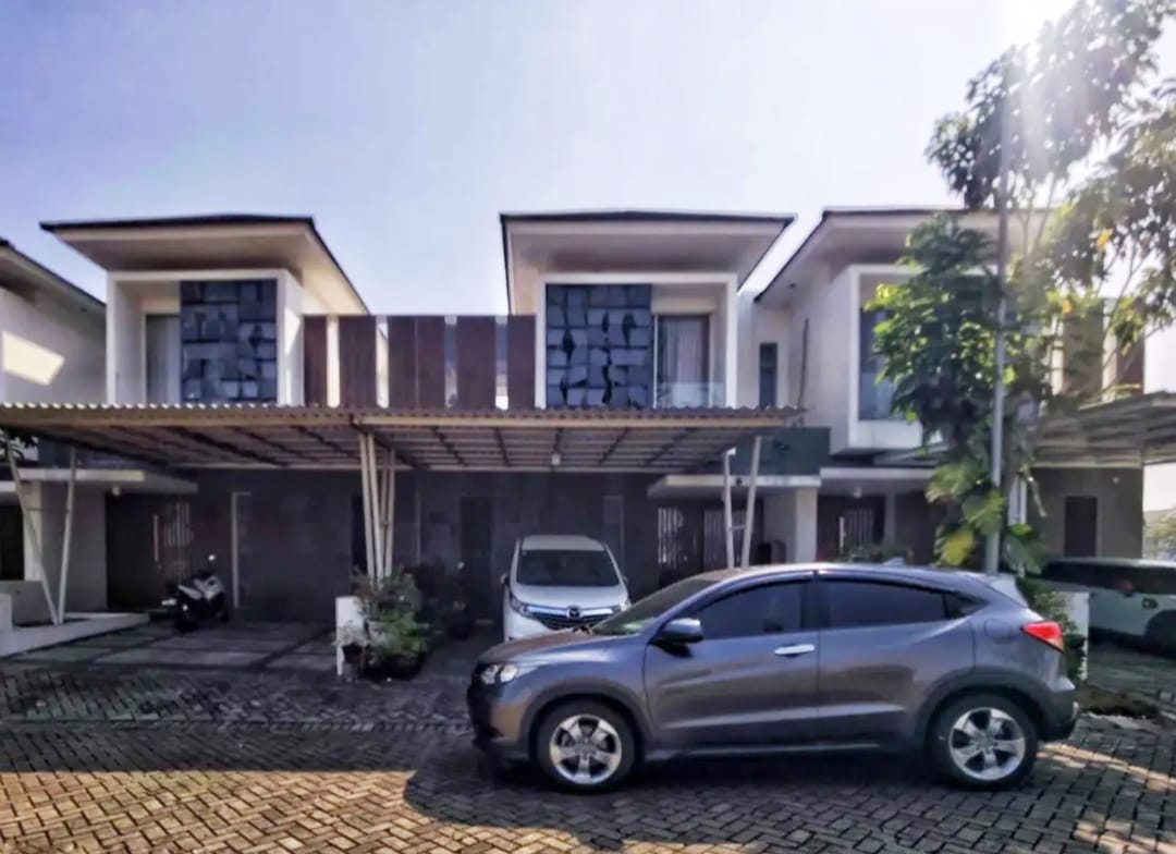 Jual Rumah Minimalis Roya Residence , Wiyung SHM 2Lt Siap Huni