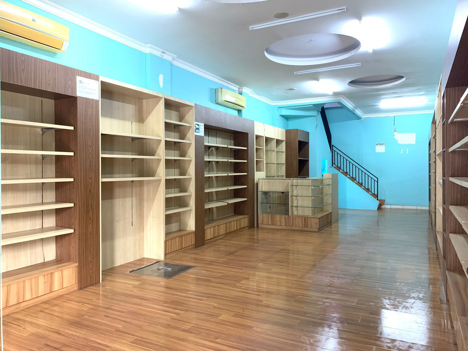 Jual ruko mewah full renovasi dan siap pakai di The City Resort