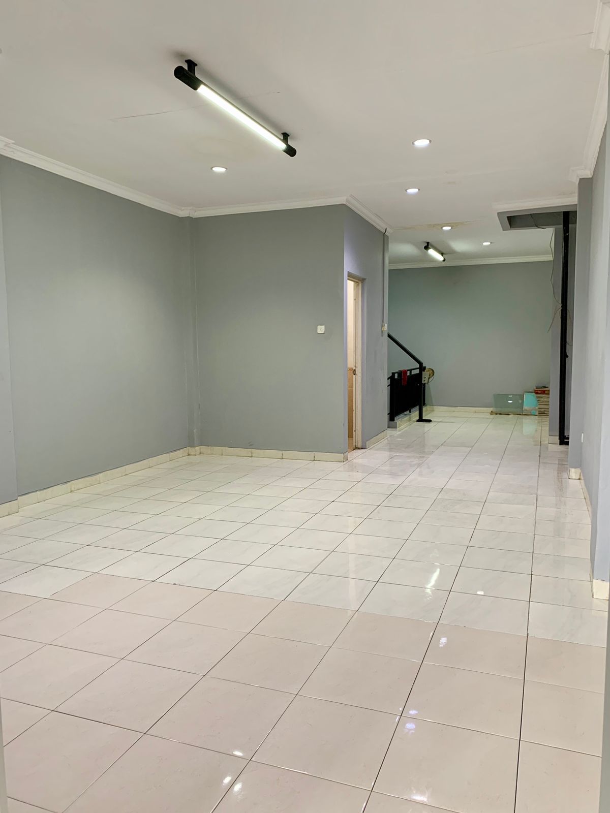 Jual ruko mewah full renovasi dan siap pakai di The City Resort