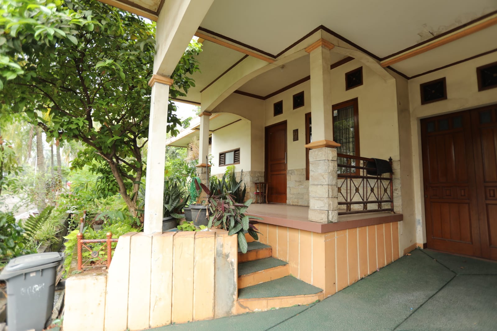 Rumah mewah dan tanah 400 m2 Gema Pesona Estate Depok