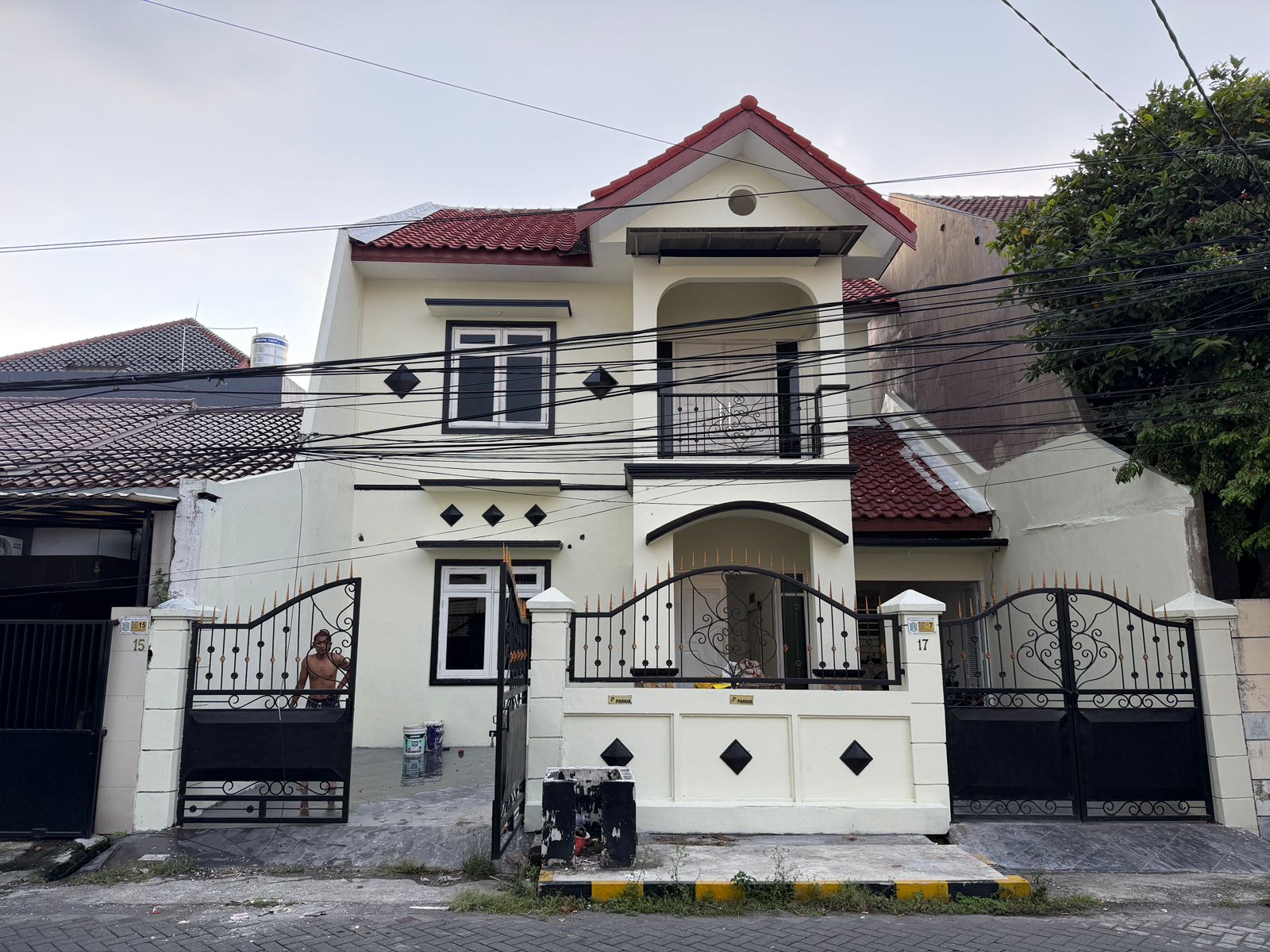 Rumah Sutorejo Selatan Jalan Utama 300 meter ke Raya Mulyosari