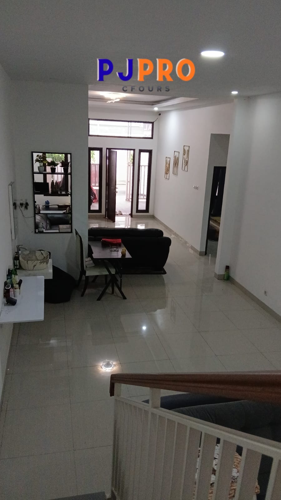 Dijual Rumah Full Furnish di Harapan Indah 2 Cluster Taman Sari