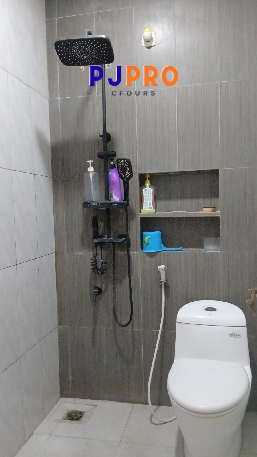 Dijual Rumah Full Furnish di Harapan Indah 2 Cluster Taman Sari