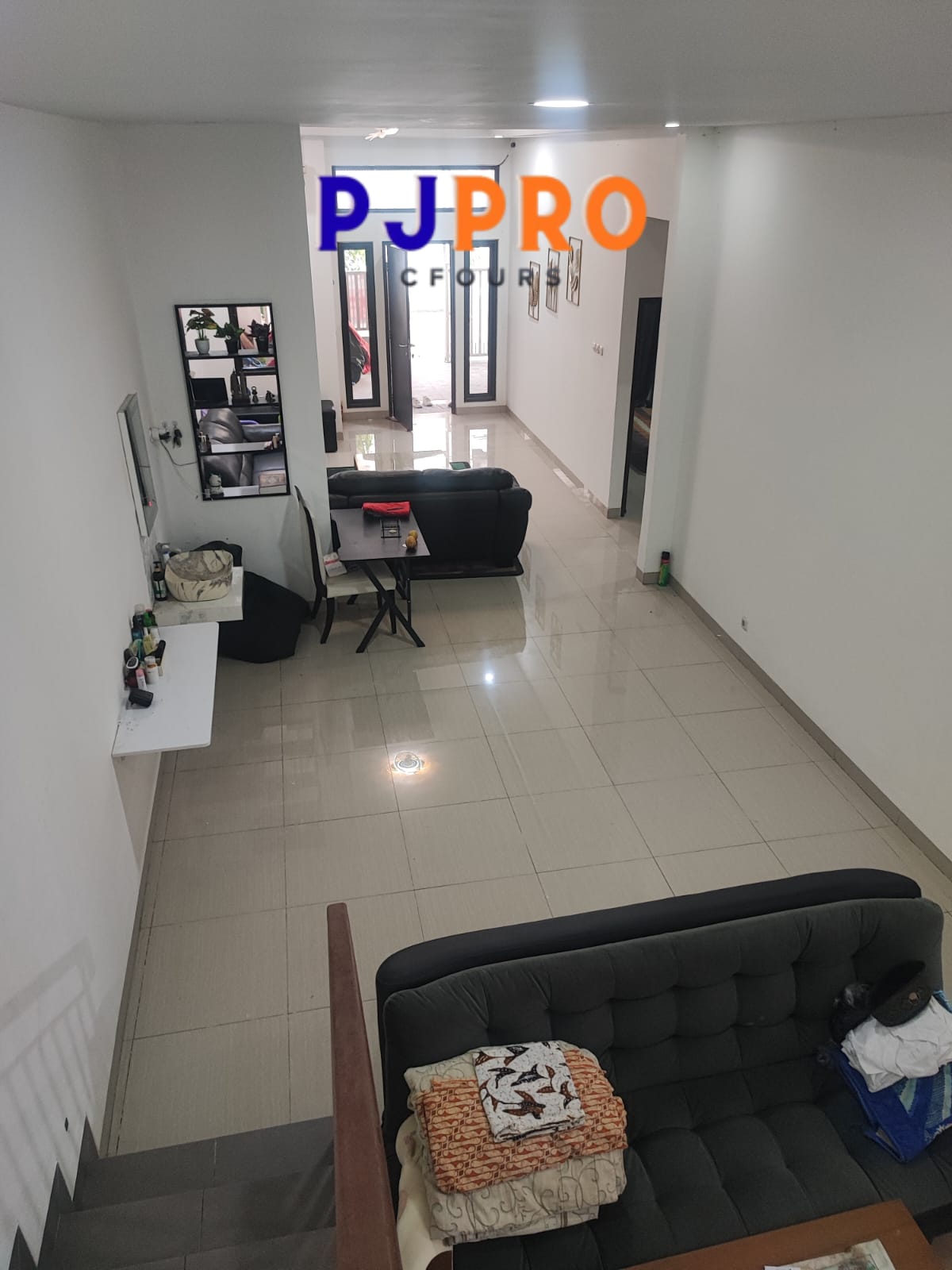 Dijual Rumah Full Furnish di Harapan Indah 2 Cluster Taman Sari