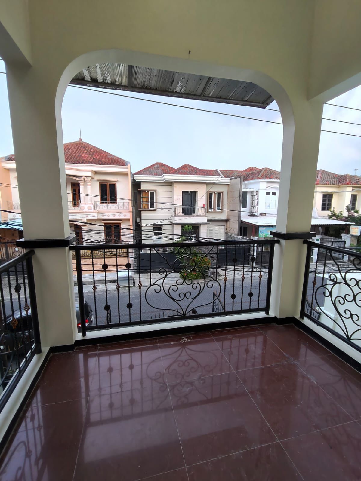 Rumah Sutorejo Selatan Jalan Utama 300 meter ke Raya Mulyosari