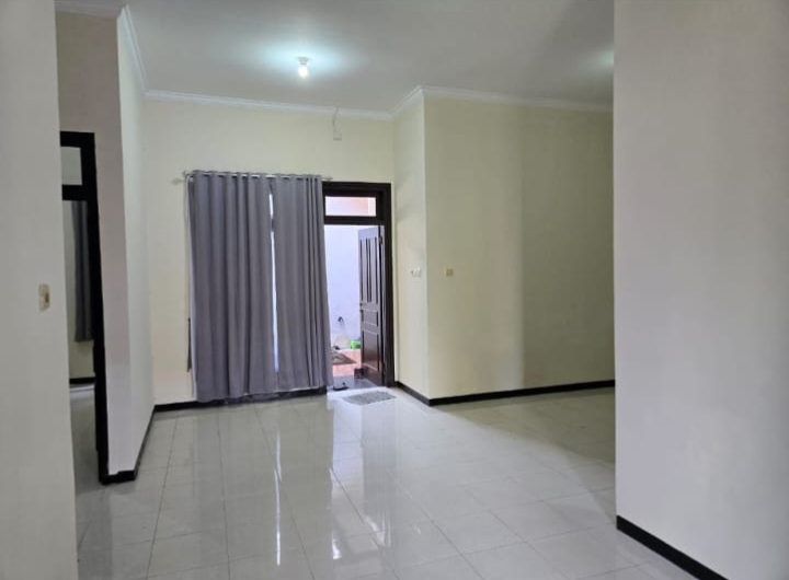 Sewa rumah 3KT Siap Huni Pondok Tjandra, Sidoarjo dekar RS Mitra
