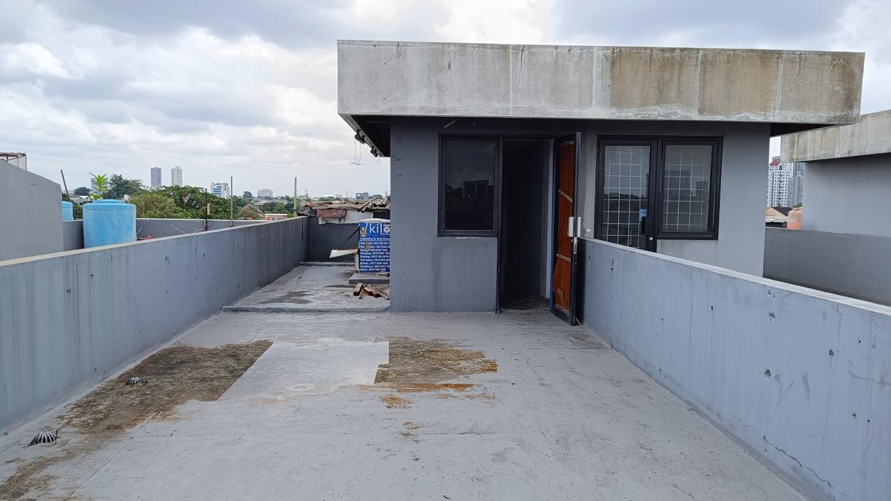 Jual ruko 5 lantai dan siap pakai di RS Fatmawati 201A, Cilandak