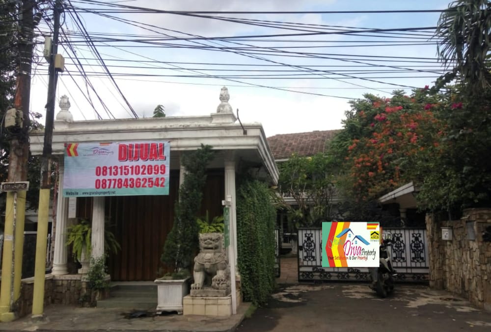 RUMAH DI KRAMAT JATI JAKARTA TIMUR