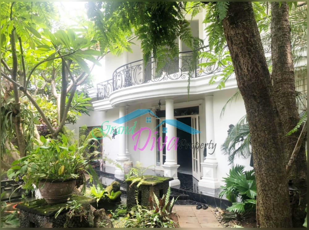 RUMAH DI KRAMAT JATI JAKARTA TIMUR
