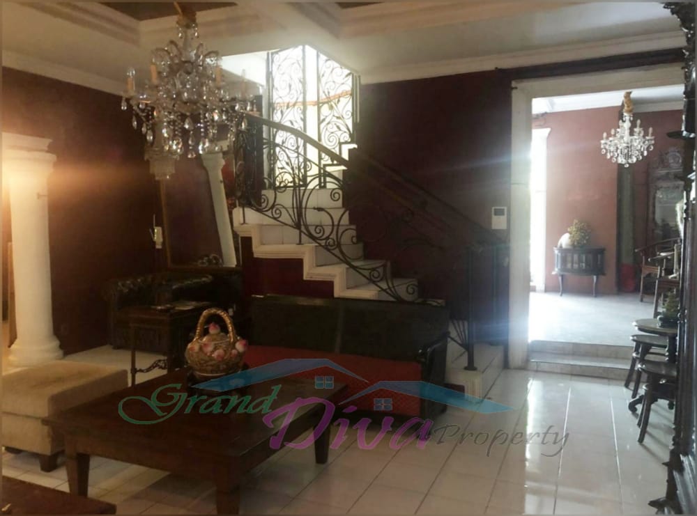 RUMAH DI KRAMAT JATI JAKARTA TIMUR