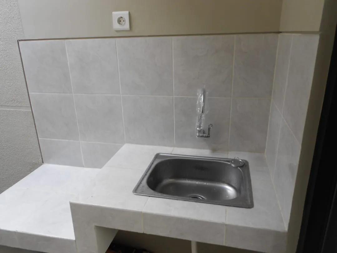 Sewa Murah 2KT Northwest Lake Masih Bagus