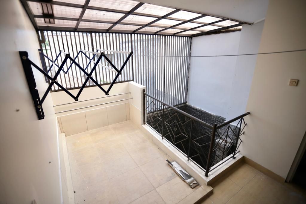 Jual Sewa Rumah Bisa untuk Kantor di Area Cilandak Dekat Citos,