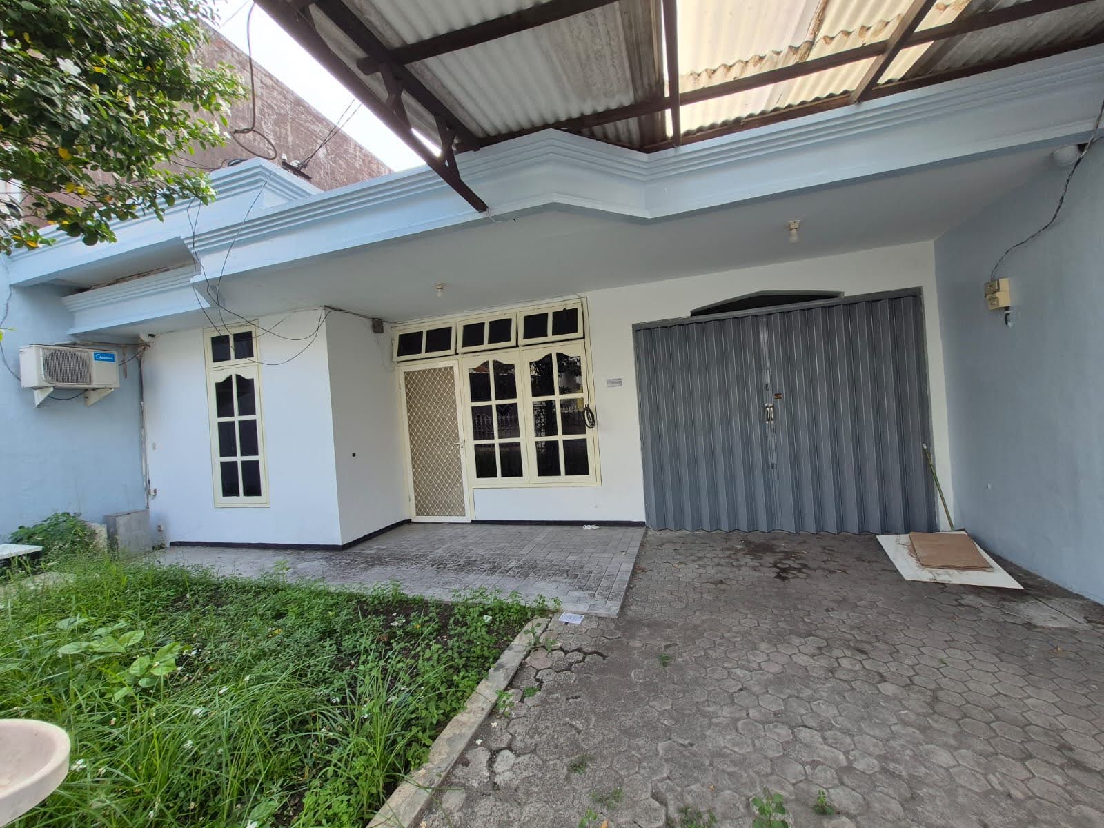 Sewa Rumah SIMPANG DARMO PERMAI SELATAN Surabaya