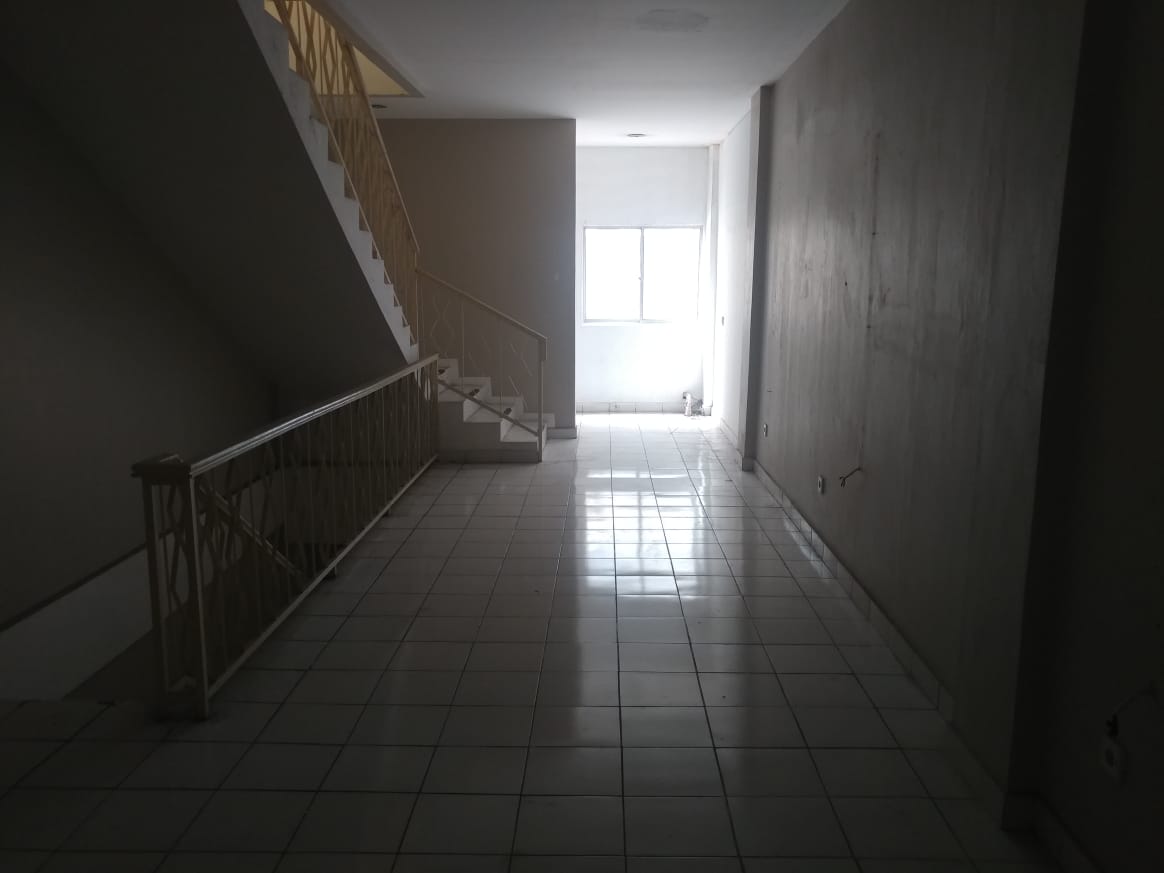 Sewa ruko di Margonda Raya, Pondok Cina, Beji, Depok, Jawa Barat