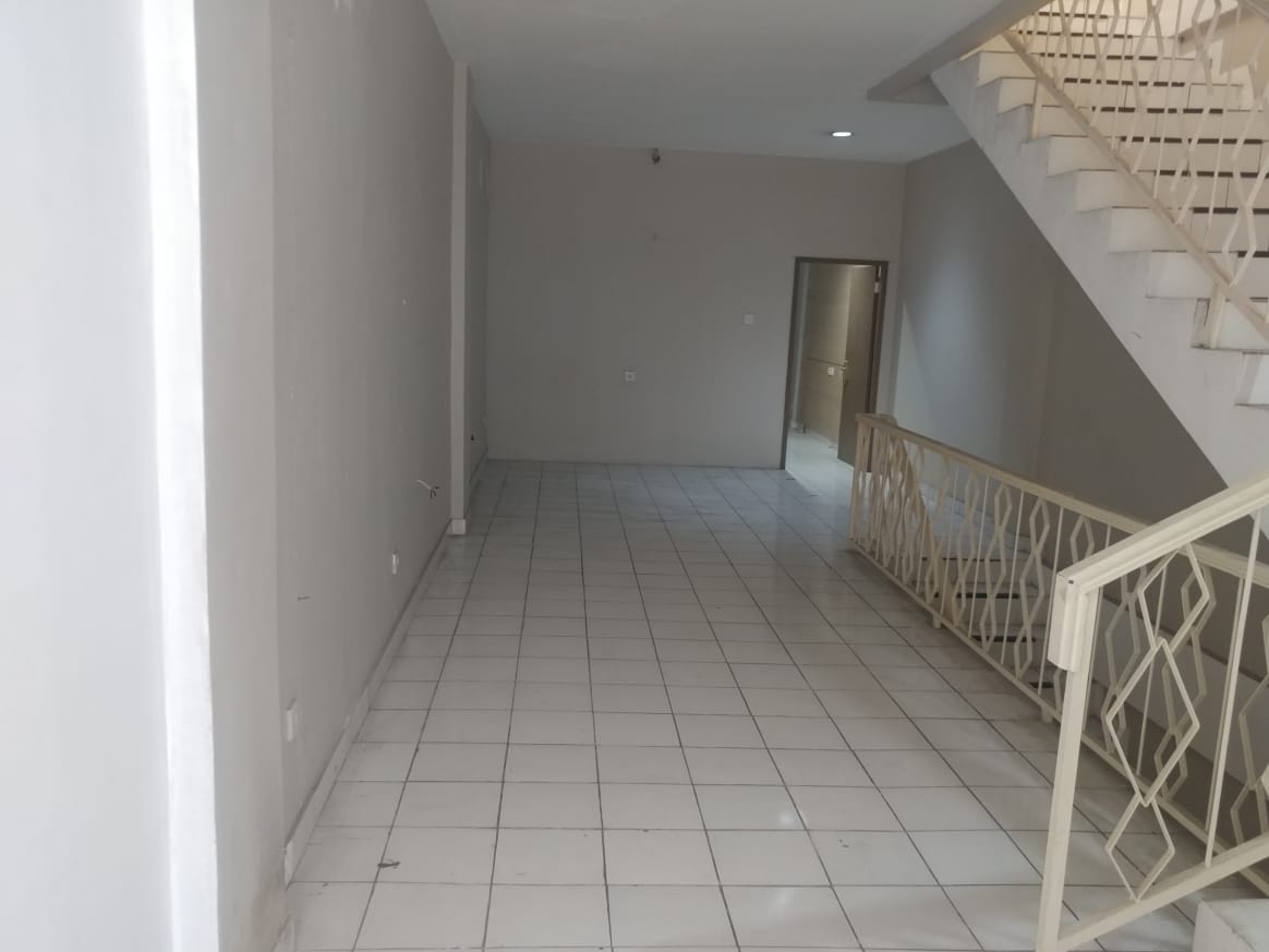 Sewa ruko di Margonda Raya, Pondok Cina, Beji, Depok, Jawa Barat