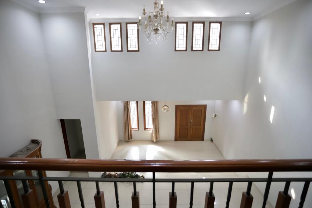 Jual Sewa Rumah Bisa untuk Kantor di Area Cilandak Dekat Citos,