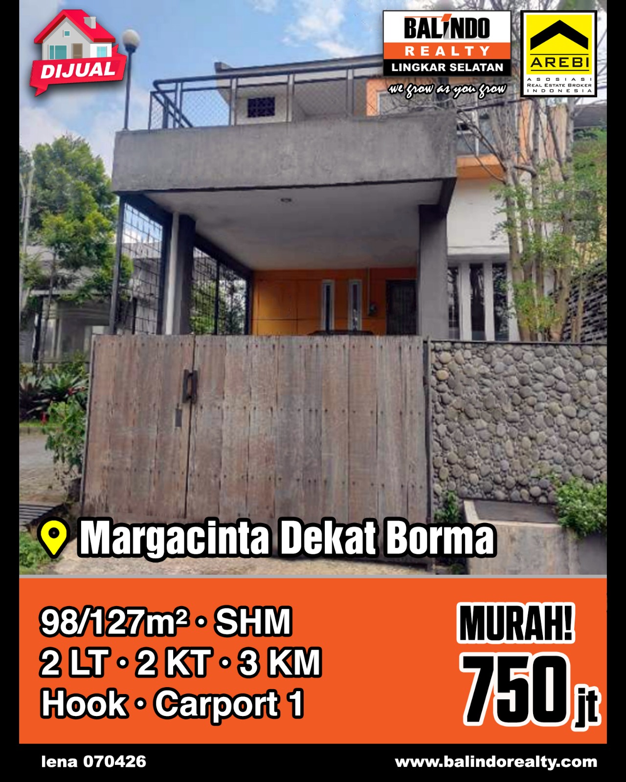 Dijual Rumah 2 Lantai Harga Murah di Margacinta Dekat Borma
