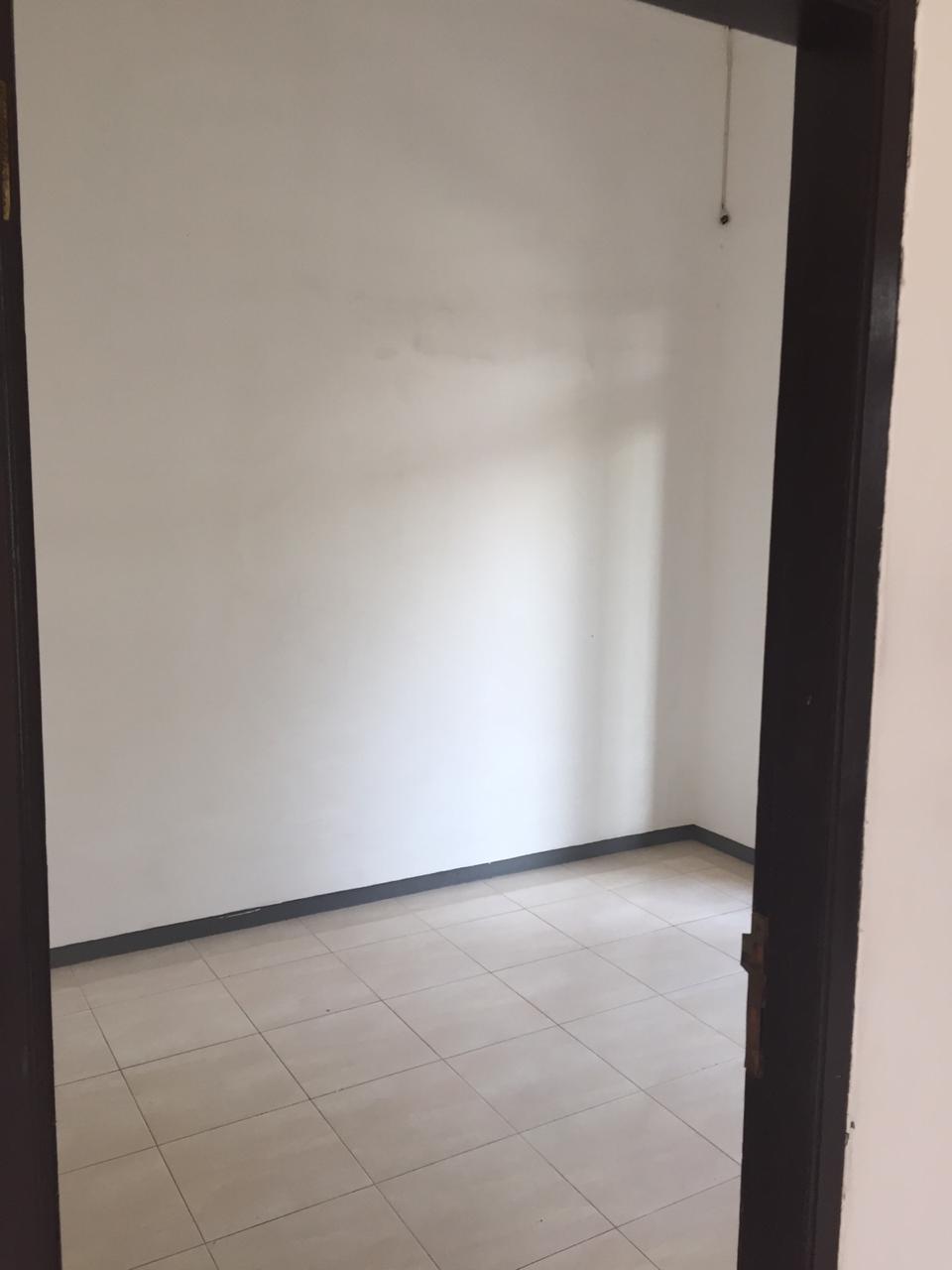 Jual Rumah 2 lt SHM di Graha Sampurna Indah Wiyung Bagus, dekat