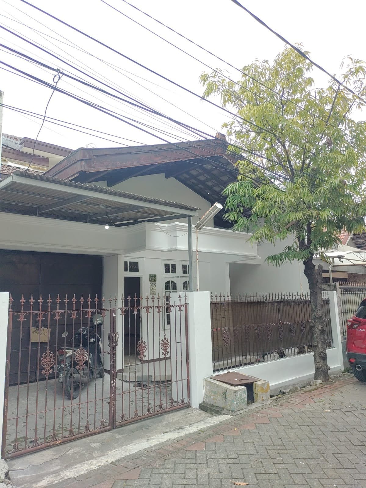 Jual Rumah Siap Huni Ngagel Madya 1,5 lantai dekat Ngagel Jaya