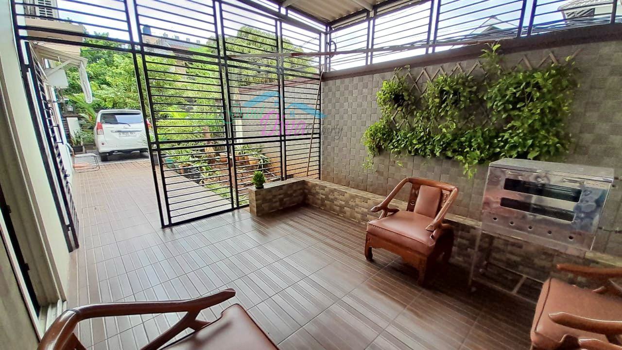 DIJUAL RUMAH PERUMAHAN JL. ARJUNA GALAXY BEKASI