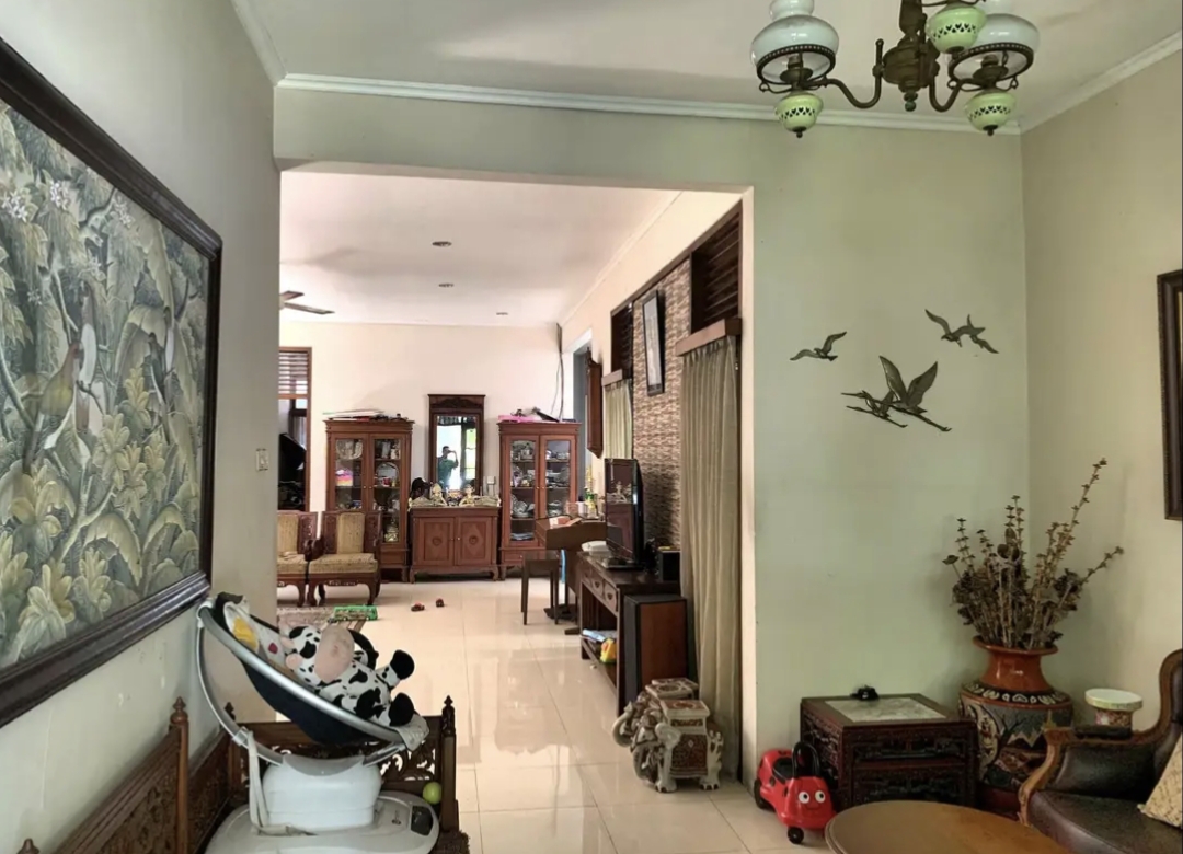 Jual Rumah 1 Lt SHM SIDOSERMO bagus dekat Plaza Marina