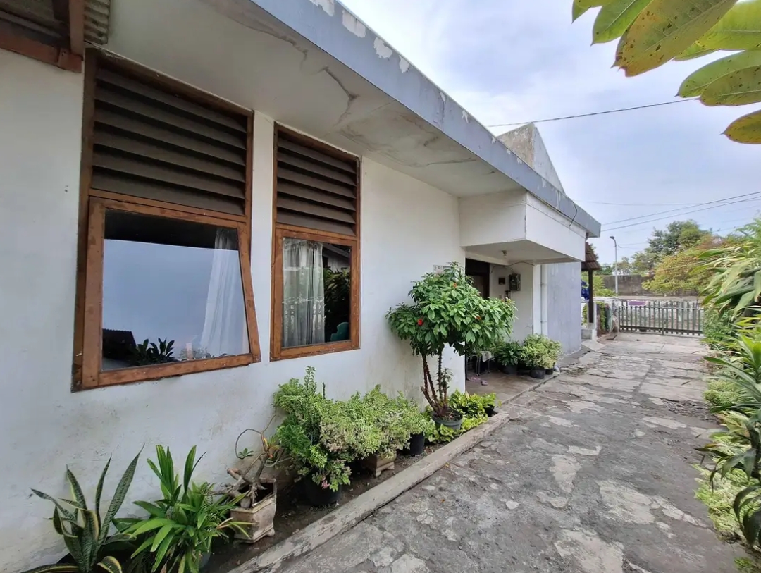 Jual Rumah Hitung Tanah! Gayungsari dekat A Yani siap Nego